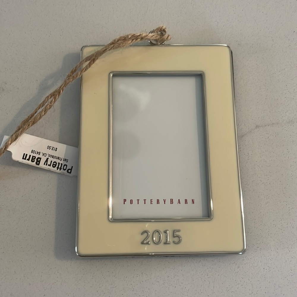 NWT Pottery Barn 2015 dated picture frame ornament